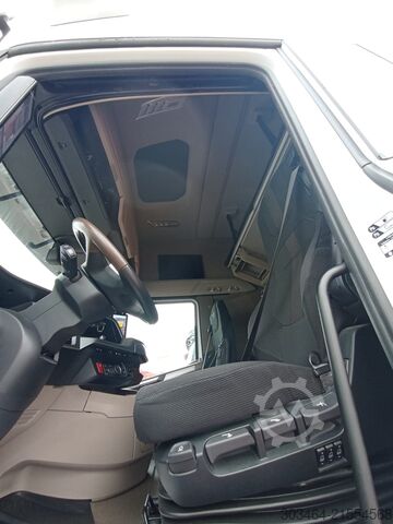 Standard SZM DAF XG+ 530 FT euro 6e FULL PNEUMATICO