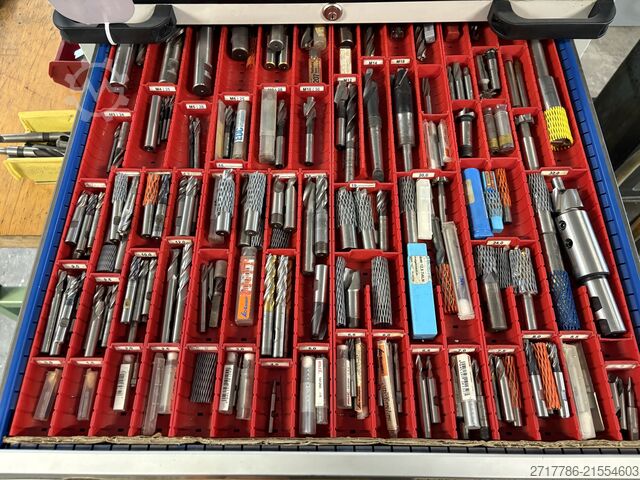 Werkzeugschubladenschrank mit Inhalt  