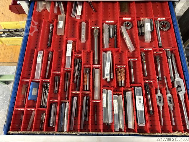 Werkzeugschubladenschrank mit Inhalt  