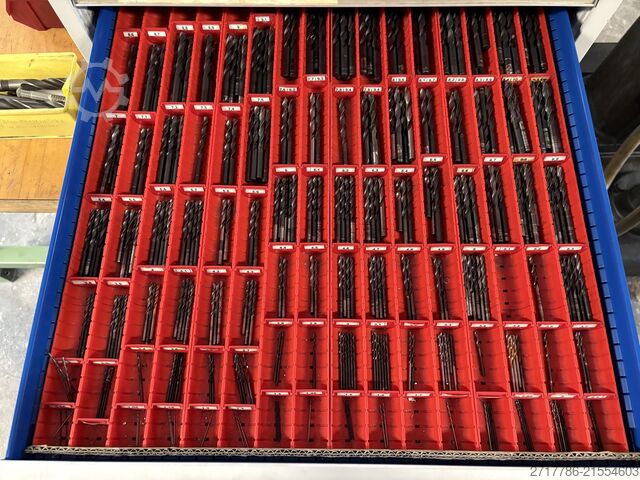 Werkzeugschubladenschrank mit Inhalt  