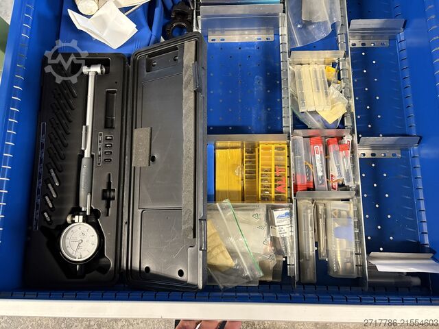 Werkzeugschubladenschrank mit Inhalt  