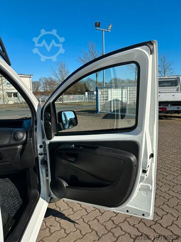 Panel van FIAT Fiorino KA/ Heckflügelt/ AC/ Dachträger/