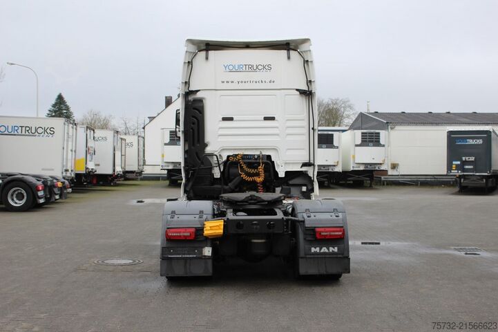 Standard tractor unit MAN TGX 18.460 E6 XXL  Retarder Kühlbox Navi 2Tanks