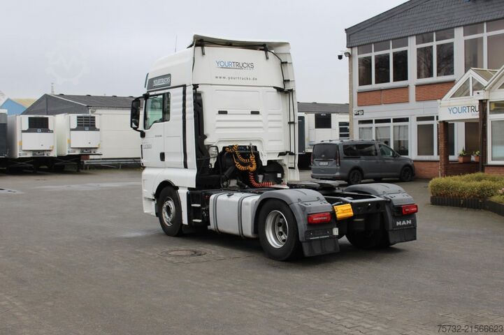 Standard tractor unit MAN TGX 18.460 E6 XXL  Retarder Kühlbox Navi 2Tanks