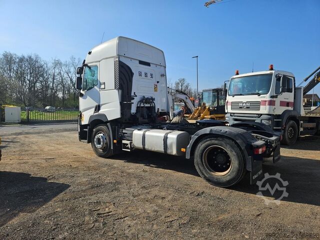 Standard SZM Renault T 460