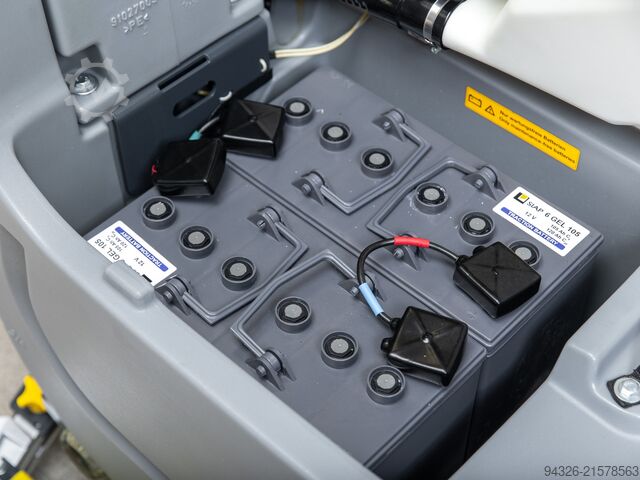 Hako Hakomatic B45 CL H NEUE BATTERIEN Hako Hakomatic B45 CL H TB510 - 2013y - 1052h