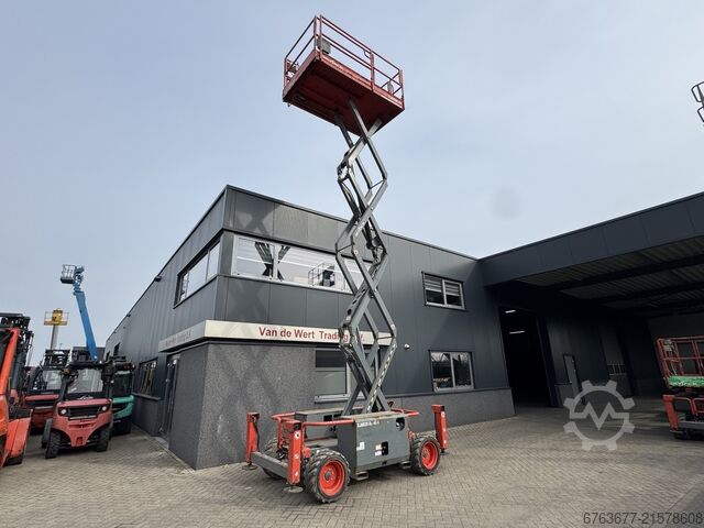 Skyjack SJ 6826RT Scissor Lift 10 m / Scissor / Working platform 2018 4x4 Kubota Diesel SKYJACK SJ 6826RT Schaarhoogwerker 10 M / Scissor / Arbeitsbuhne 2018 4X4 Kubota Diesel