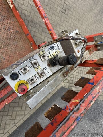 Skyjack SJ 6826RT Scissor Lift 10 m / Scissor / Working platform 2018 4x4 Kubota Diesel SKYJACK SJ 6826RT Schaarhoogwerker 10 M / Scissor / Arbeitsbuhne 2018 4X4 Kubota Diesel