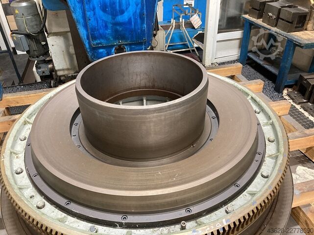 Gear hobbing machine WMW MODUL ZFWZ 2000/3