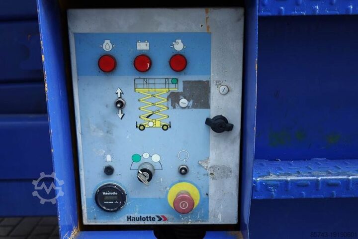 Scherenhebebühne Haulotte H15SX Diesel, 4x4 Drive 15 Working Height, 500kg C