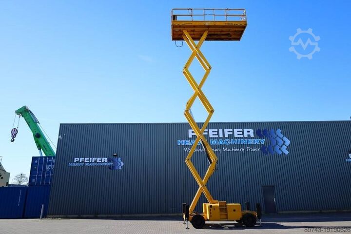 Scherenhebebühne Haulotte H15SXL Diesel, 4x4 Drive, 15m Working Height, 500k