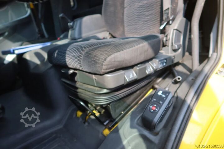 Bergungsfahrzeug Mercedes-Benz Atego 1221 L Takelwagen 6 persoons