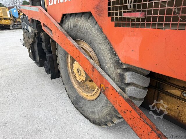 Radfertiger Dynapac F121-6W