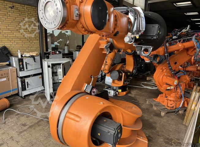 Industrieroboter KUKA KR360-2 KRC2 ED05