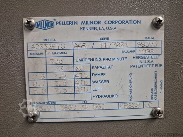 Industrial washing machine Milnor 42032F7S, 75kg Beladung front