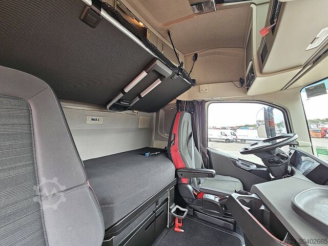 Hakenarmsystem VOLVO FH 460 6X2 HYVALIFT 291TKM