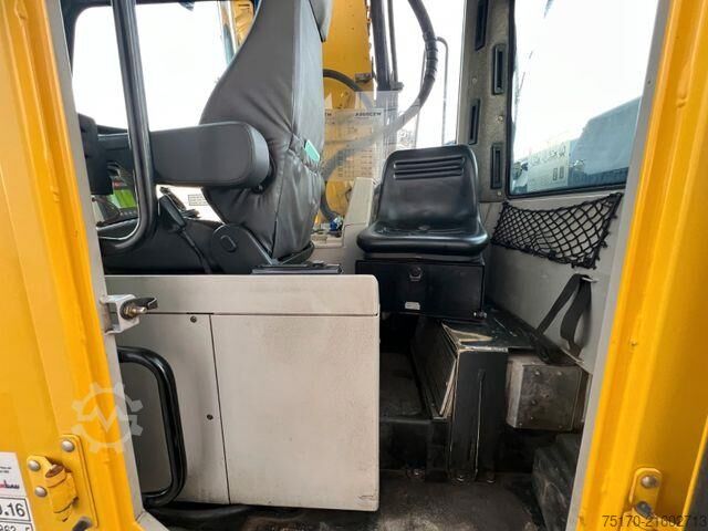 Radbagger Liebherr A 900 C ZW Litronic / 19.616 h / 2009