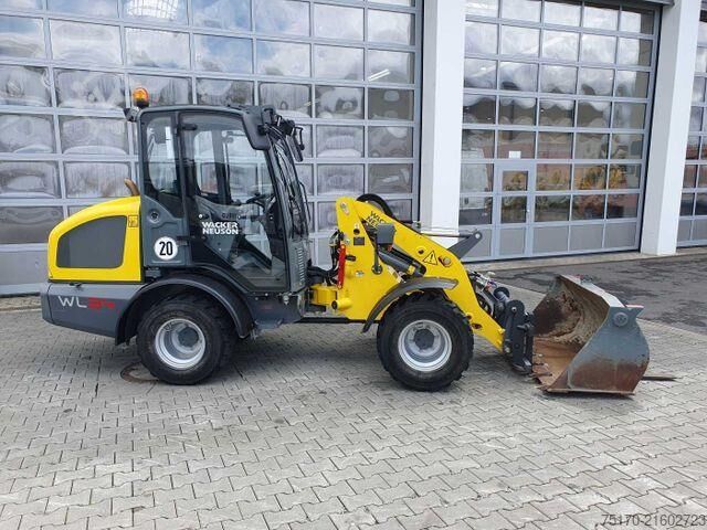 Radlader Wacker WL34 (RL40) / Schaufel + Gabel / nur 743h / 62PS