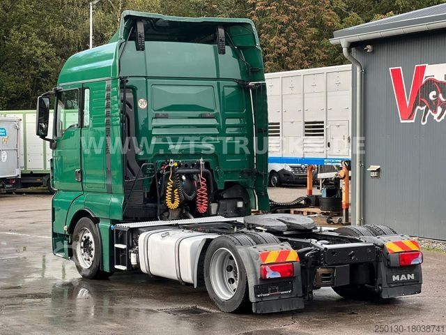 Volume tractor unit MAN TGX 18.360