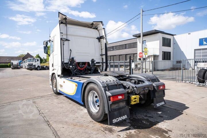 Standard tractor SCANIA R450 + KIPHYDR.
