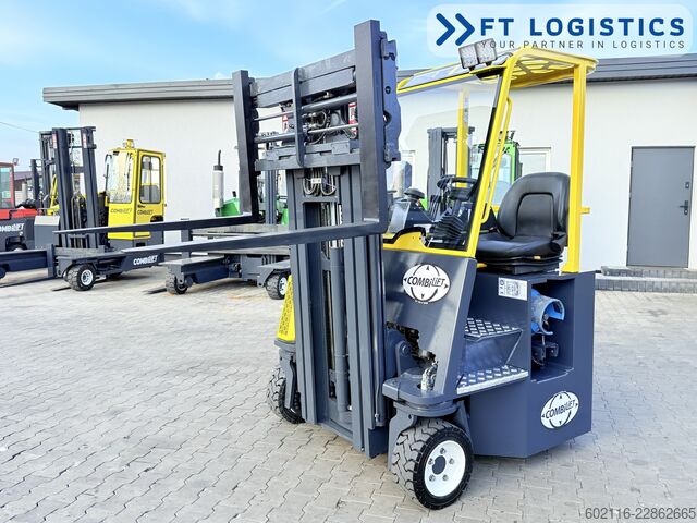 4-way forklift Combilift CB3000 GAS TRIPLEX 4900 FREE-LIFT