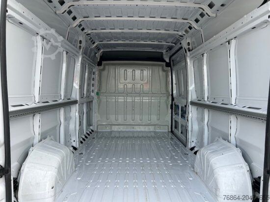 Kastenwagen PEUGEOT BOXER KASTENWAGEN L3H2