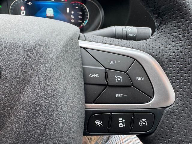 Hochdachkombi Iveco Daily 70C21 3.0L *L4*H3*Automatik*LED*AHK*