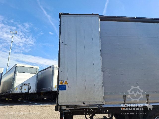 Auflieger mit Pritsche & Plane Schmitz Cargobull Curtainsider Standard