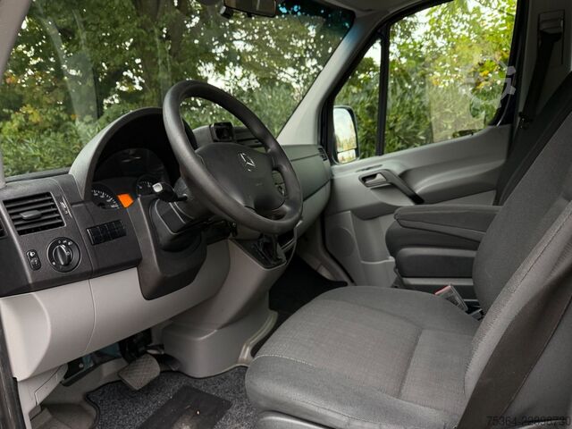 Kleinbus MERCEDES-BENZ Sprinter 214 Cdi BlueTec 9Sitze Schiebetür Klima