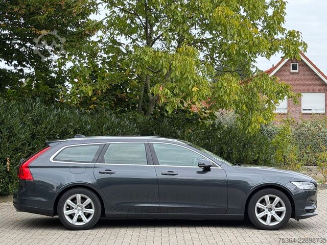 Kleinbus VOLVO V90 D3 Momentum Leder Klima Navi Automatik Euro6