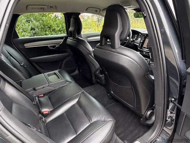 Kleinbus VOLVO V90 D3 Momentum Leder Klima Navi Automatik Euro6