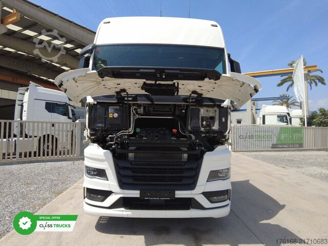 Standard tractor unit MAN TGX 18.510 GX