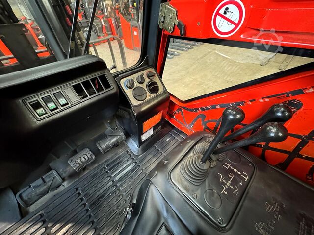 2002, UVV inspection valid until 10/2026, 15,752 operating hours Linde H 30T