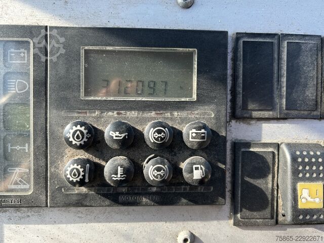 Standard tractor Terberg YT182 / Motor Problem - Oil Pressure / 2006 / C...