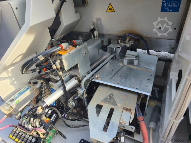 Kantenanleimmaschine Biesse Akron 440