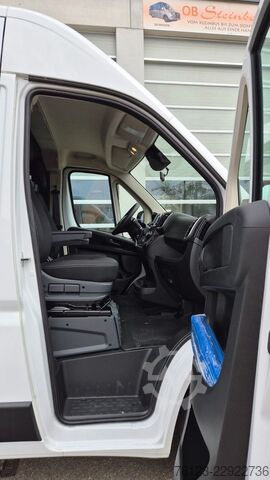Minibus FIAT Fiat Ducato 9 Sitzer Systemboden Rolli Stock