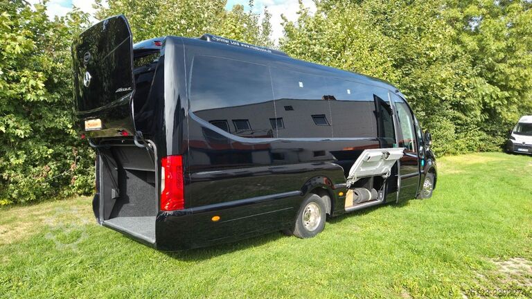 Kleinbus MERCEDES-BENZ 519 Sunset S 4 Ferqui Lagerfahrzeug Stock