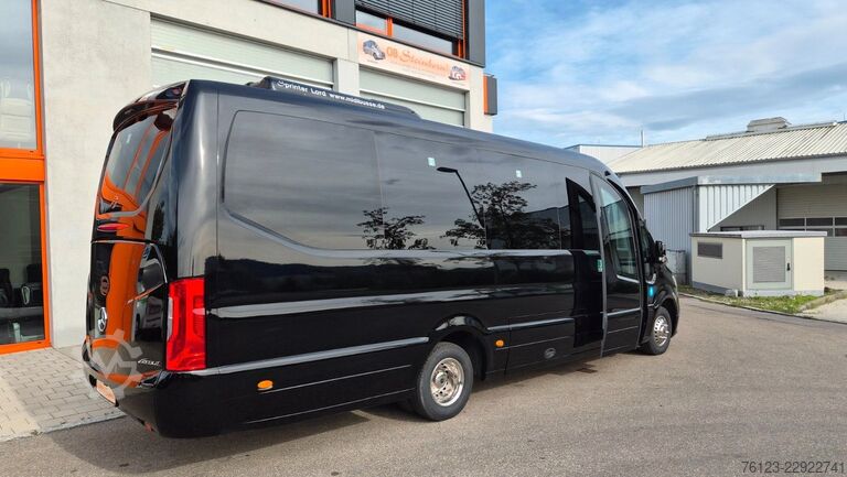 Kleinbus MERCEDES-BENZ 519 Sunset S 4 Ferqui Lagerfahrzeug Stock
