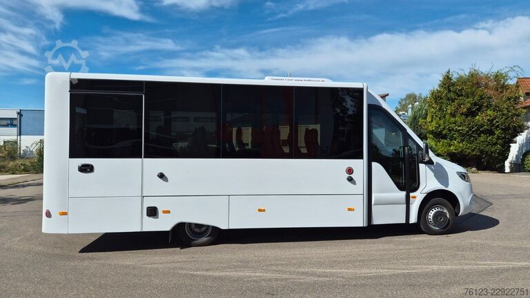 Kleinbus MERCEDES-BENZ 30 Sitzer Schul- Transferbus 519 Lagerfahrzeug