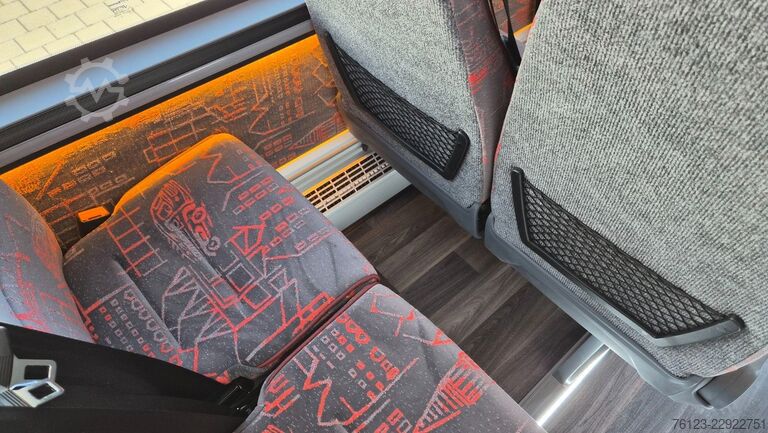 Kleinbus MERCEDES-BENZ 30 Sitzer Schul- Transferbus 519 Lagerfahrzeug