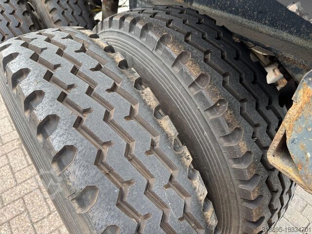 Tipper Minerva Pellicano 35 m3 / 47.000 Kg