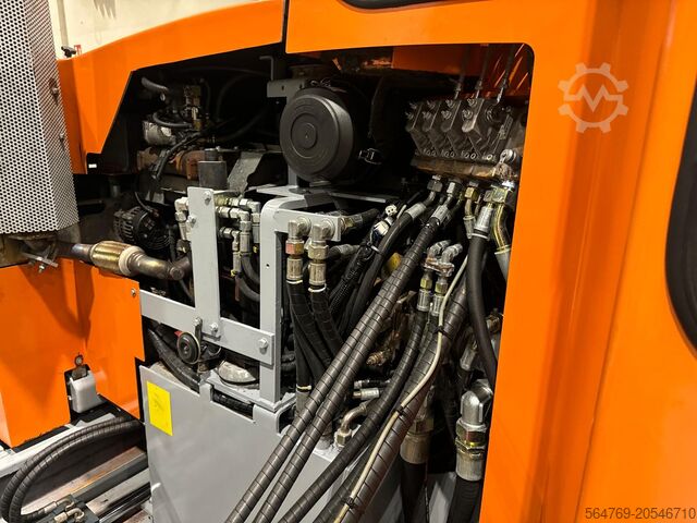 Vierwege-Gabelstapler Hubtex DQ45 / 4500 kg/ Triplex /Only 3309 h