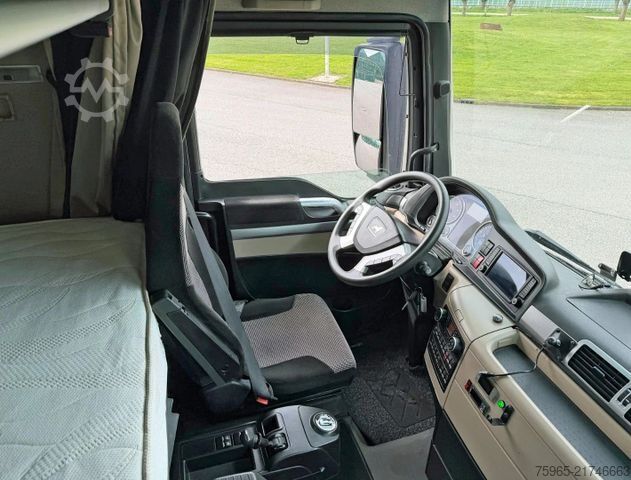 Refrigerated truck MAN TGX 26.500 FULL AIR ONLY 698.000 KM SMART TACHO