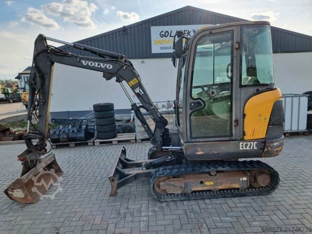 Mini excavator VOLVO EC27