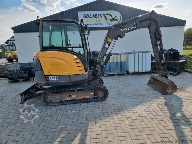 Mini excavator VOLVO EC27