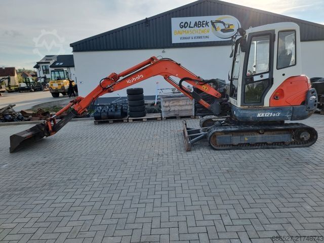 Mini excavator KUBOTA KX121-3a mit Teleskoparm
