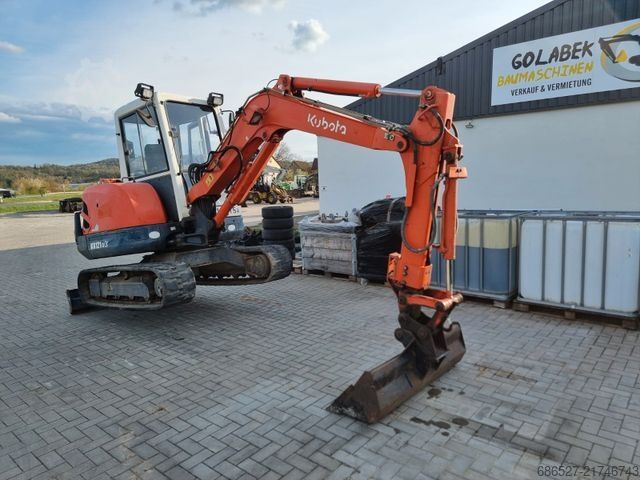 Mini excavator KUBOTA KX121-3a mit Teleskoparm