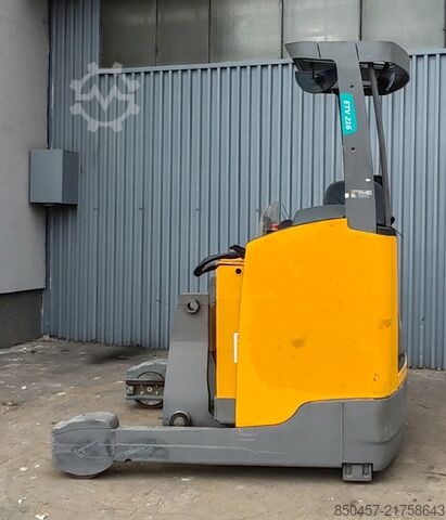 Schubmaststapler Jungheinrich ETV 216 6884mh/ 8.42m/ 2017y