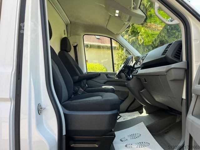 Transporter mit Koffer VOLKSWAGEN CRAFTER 2.0TDI XXXL KOFFER RAMPE KAMERA 177 PS