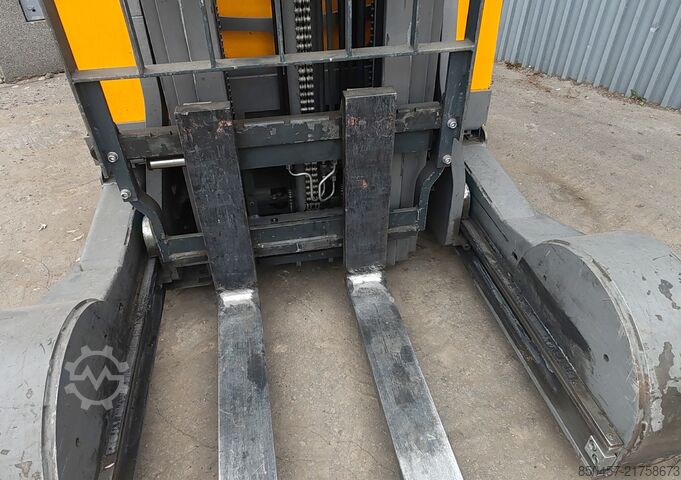 Schubmaststapler Jungheinrich ETV C16 / 2018y/ 6586mh/ 6.2m